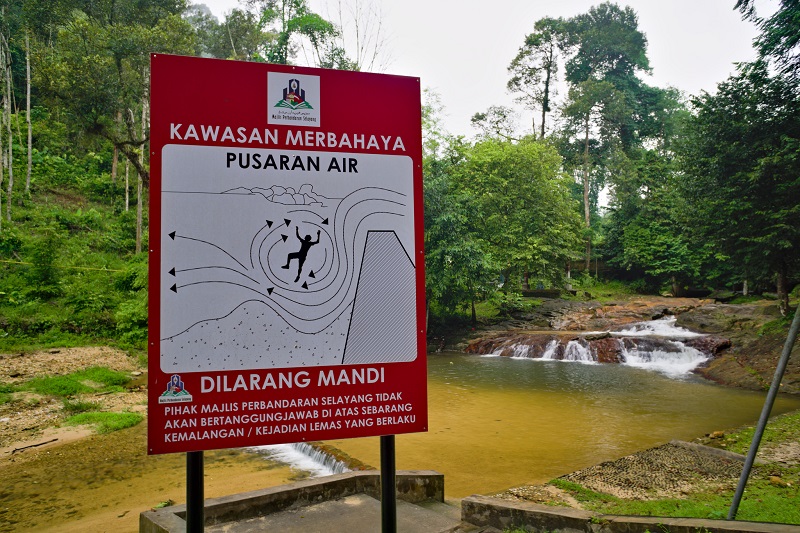 bktlagongcascadeswarningweb.jpg