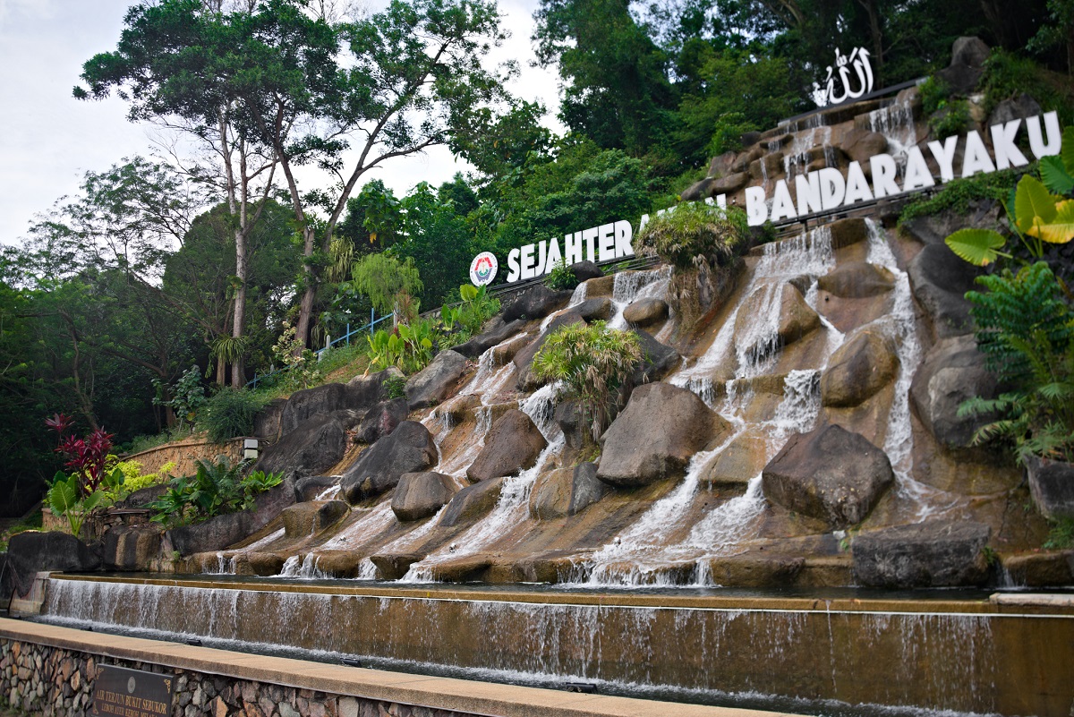 atbukitsebukorweb.jpg